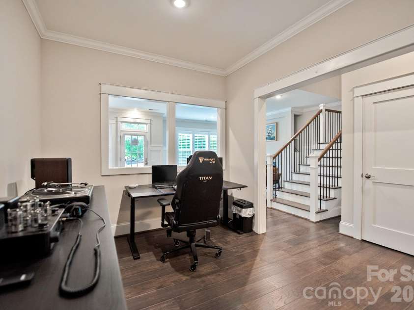 523 Griffith Village Lane, Davidson, NC 28036.  MLS# CAR4390180, YatesRealty ID 30497. Office