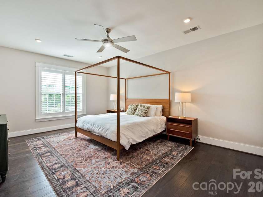 523 Griffith Village Lane, Davidson, NC 28036.  MLS# CAR4390180, YatesRealty ID 30497. Primary Bedroom