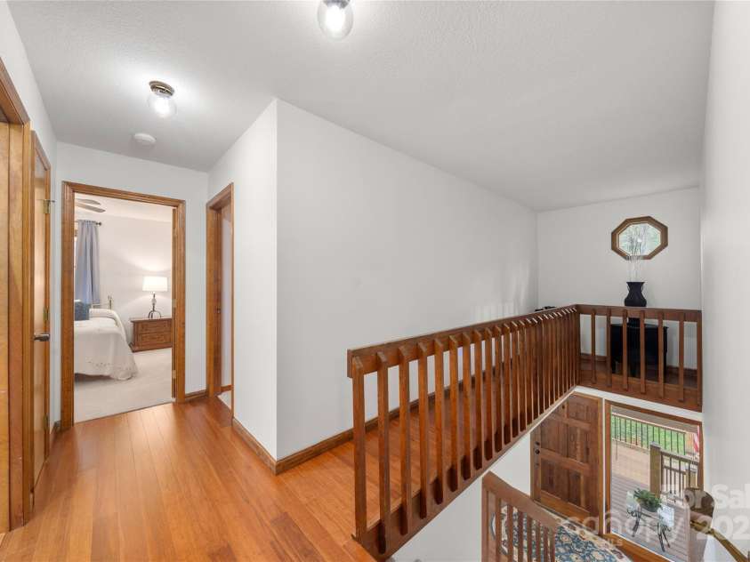 17 Morris Drive, Weaverville, NC 28787.  MLS# CAR4222234, YatesRealty ID 30498. Beautiful Bamboo Hardwood Flooring and Freshly painted walls in the entire home. 