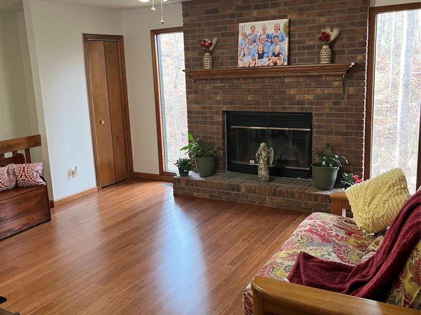 17 Morris Drive, Weaverville, NC 28787.  MLS# CAR4222234, YatesRealty ID 30498. Great Pic of the most durable wooden BAMBOO flooring. 