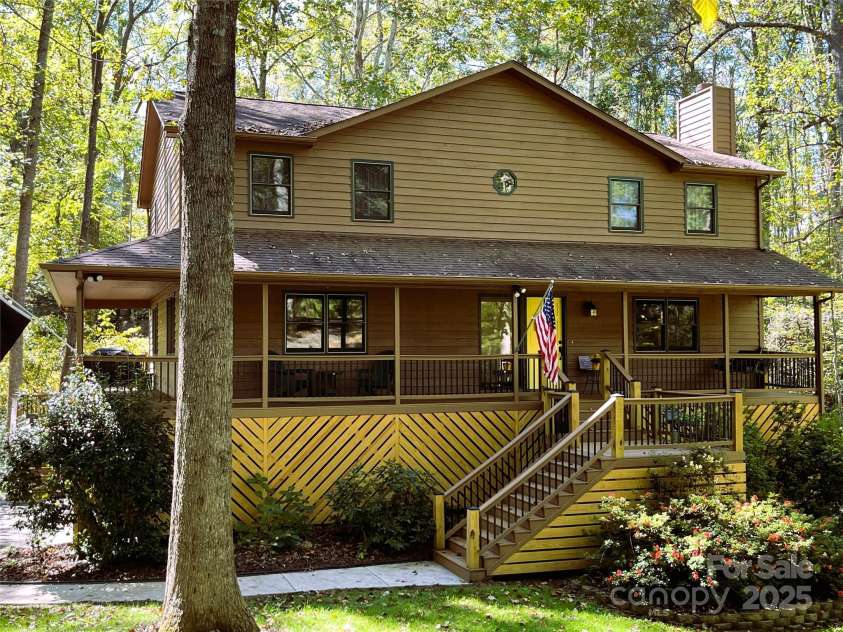 17 Morris Drive, Weaverville, NC 28787.  MLS# CAR4222234, YatesRealty ID 30498. Sunshine and Peaceful           