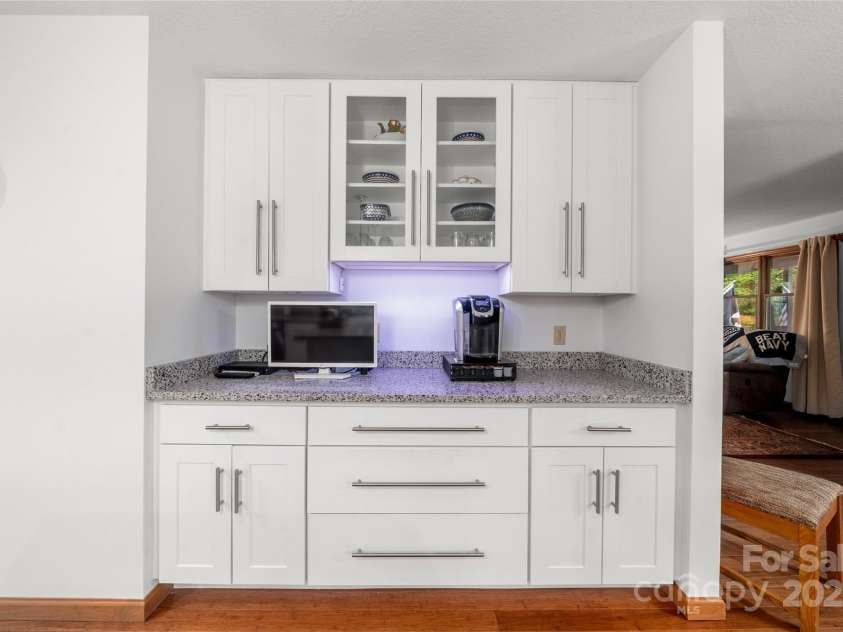 17 Morris Drive, Weaverville, NC 28787.  MLS# CAR4222234, YatesRealty ID 30498. Who doesn't want coffee from their very own coffee bar? Complete with under-the-counter lighting, computer location, and plenty of storage space.