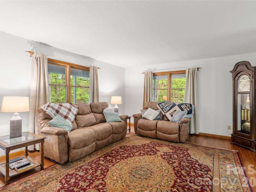 17 Morris Drive, Weaverville, NC 28787.  MLS# CAR4333064, YatesRealty ID 30498. Looking for hardwood floors in your home that are both stylish and durable. Bamboo flooring fits your needs perfectly. It's the most durable real hardwood flooring on the market today. It is installed throughout the main