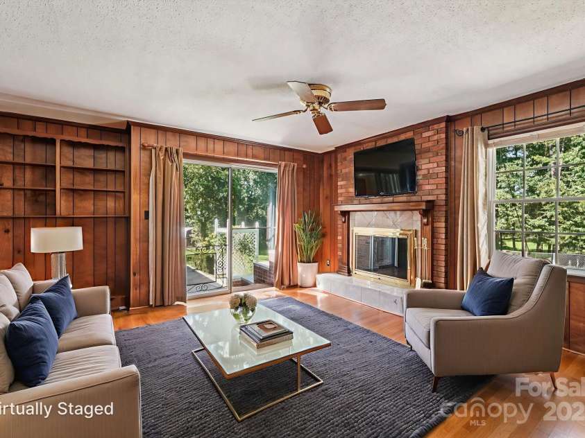 3333 Tanglewood Drive, Rock Hill, SC 29732.  MLS# CAR4276596, YatesRealty ID 30499. 