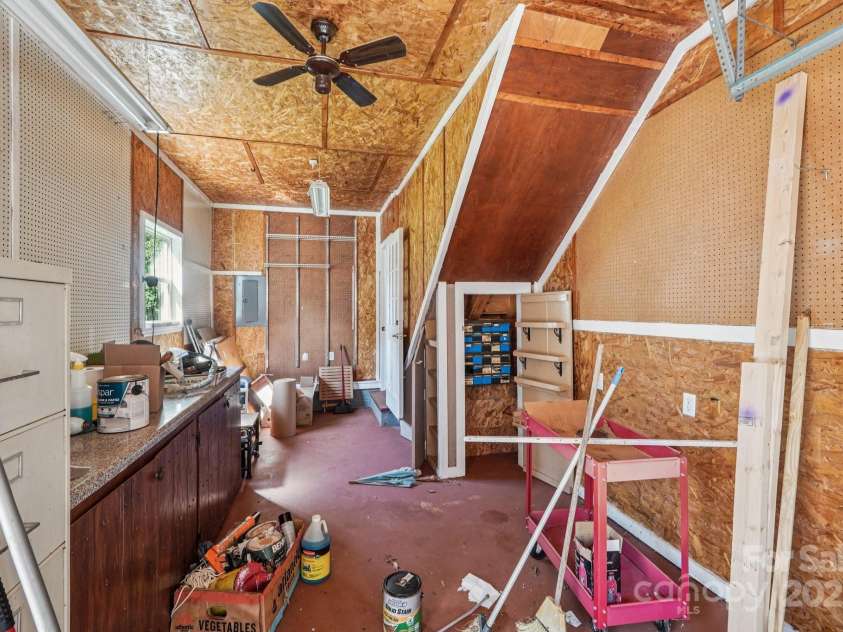 3333 Tanglewood Drive, Rock Hill, SC 29732.  MLS# CAR4276596, YatesRealty ID 30499. 