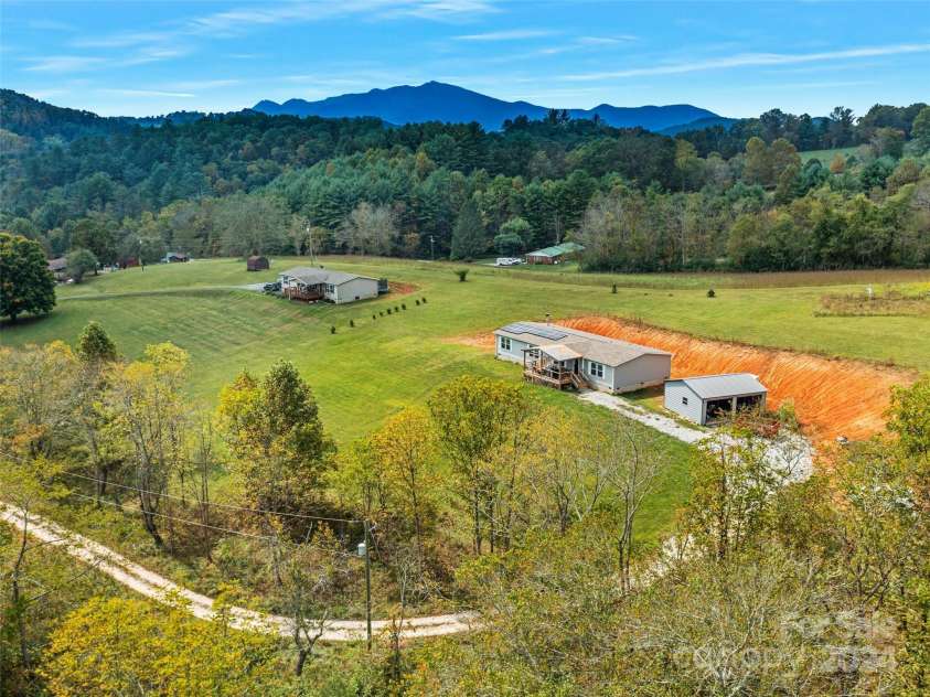 3734 Snow Creek Road, Bakersville, NC 28705.  MLS# CAR4187150, YatesRealty ID 305. 