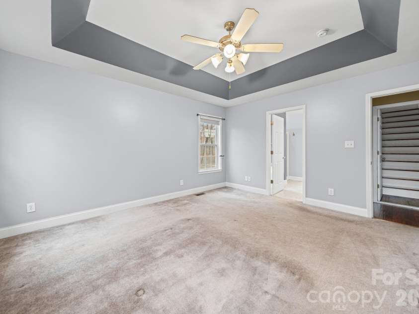 118 Sundance Circle, Statesville, NC 28625.  MLS# CAR4351957, YatesRealty ID 3050. 