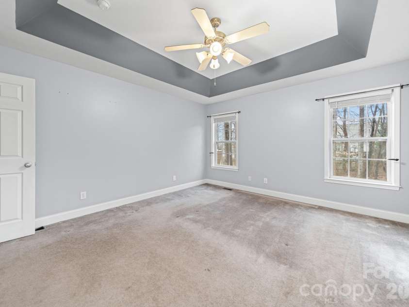 118 Sundance Circle, Statesville, NC 28625.  MLS# CAR4351957, YatesRealty ID 3050. 