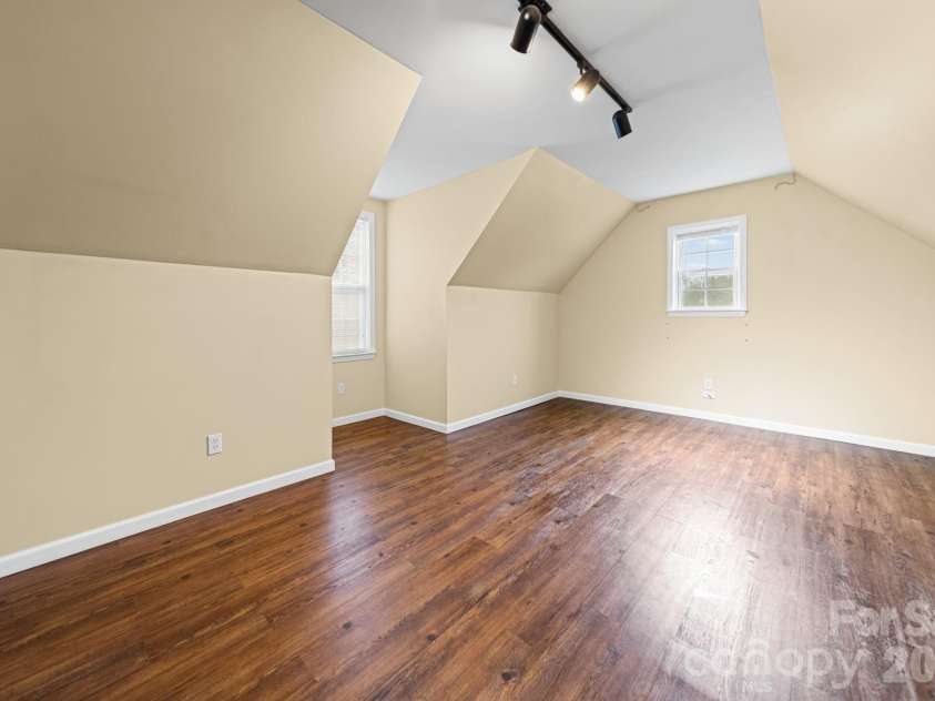 118 Sundance Circle, Statesville, NC 28625.  MLS# CAR4351957, YatesRealty ID 3050. 