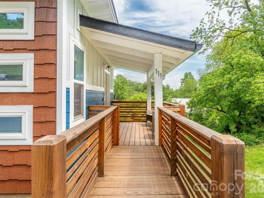109 Thurland Avenue, Asheville, NC 28803.  MLS# CAR4261311, YatesRealty ID 30501. Covered ADU porch
