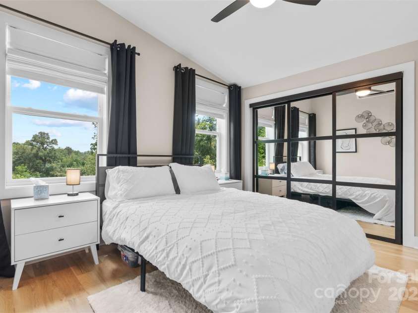 109 Thurland Avenue, Asheville, NC 28803.  MLS# CAR4261311, YatesRealty ID 30501. Generous bedroom sizes