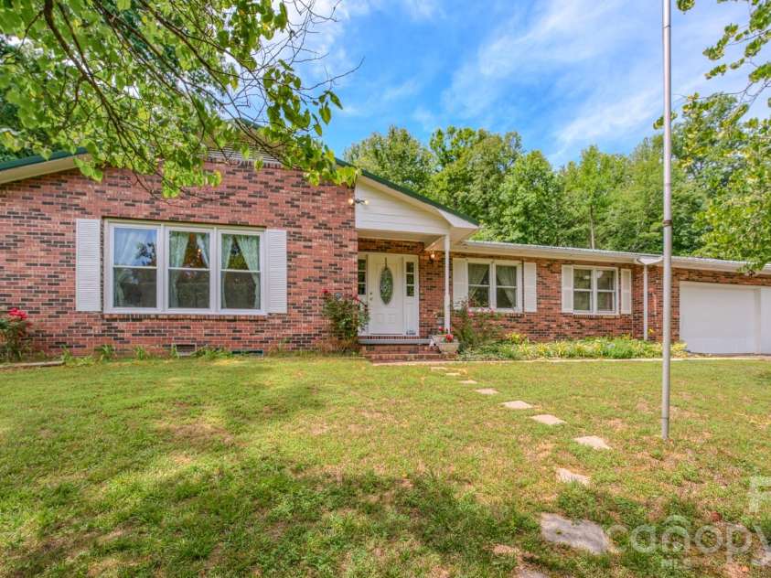 287 Robertson Drive, Old Fort, NC 28762.  MLS# CAR4392010, YatesRealty ID 30502. 