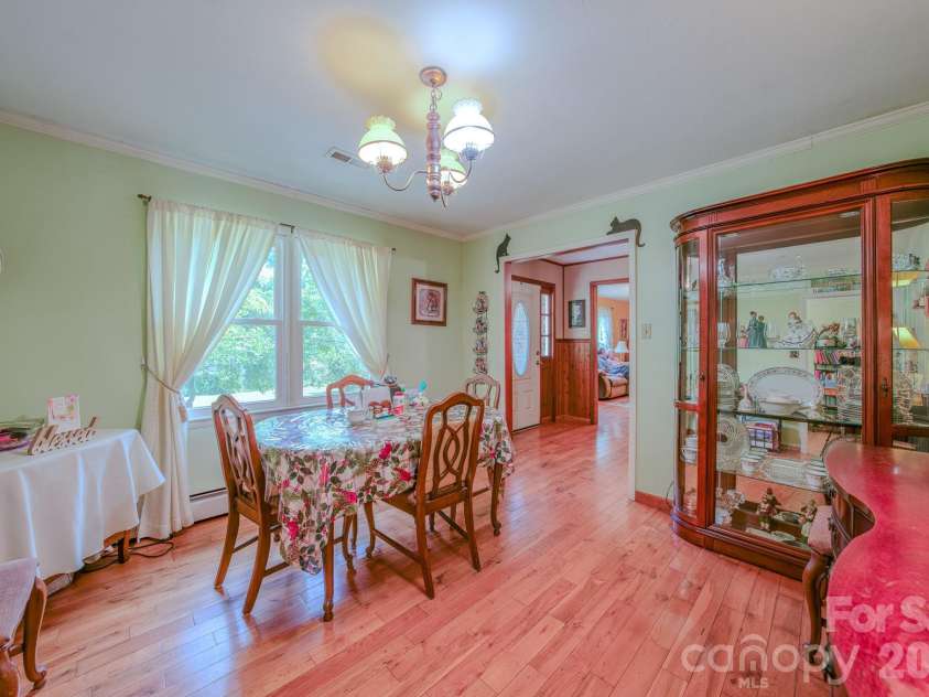 287 Robertson Drive, Old Fort, NC 28762.  MLS# CAR4392010, YatesRealty ID 30502. 