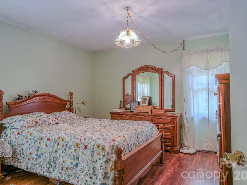 287 Robertson Drive, Old Fort, NC 28762.  MLS# CAR4392010, YatesRealty ID 30502. 