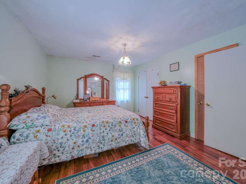 287 Robertson Drive, Old Fort, NC 28762.  MLS# CAR4392010, YatesRealty ID 30502. 