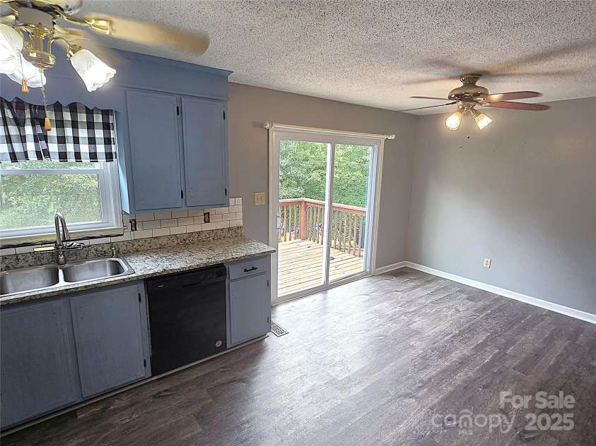 3822 Newhall Drive, Conover, NC 28613.  MLS# CAR4283787, YatesRealty ID 30502. 