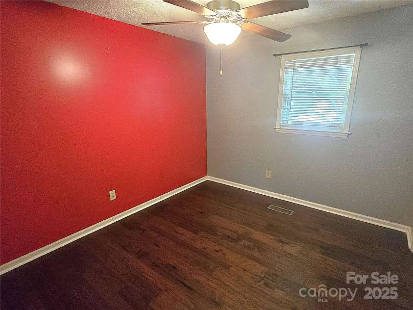 3822 Newhall Drive, Conover, NC 28613.  MLS# CAR4283787, YatesRealty ID 30502. 