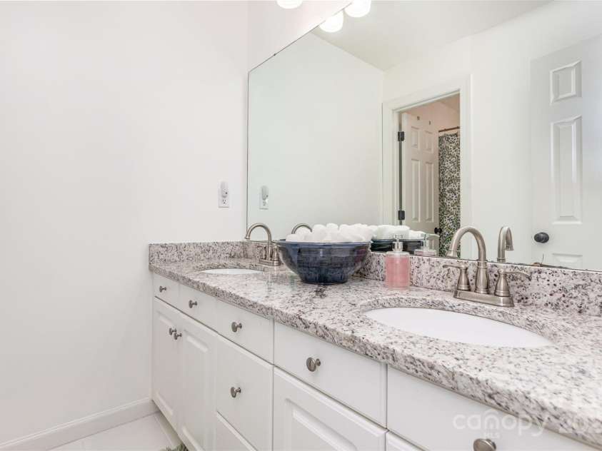12403 Willingdon Road, Huntersville, NC 28078.  MLS# CAR4282800, YatesRealty ID 30504. 