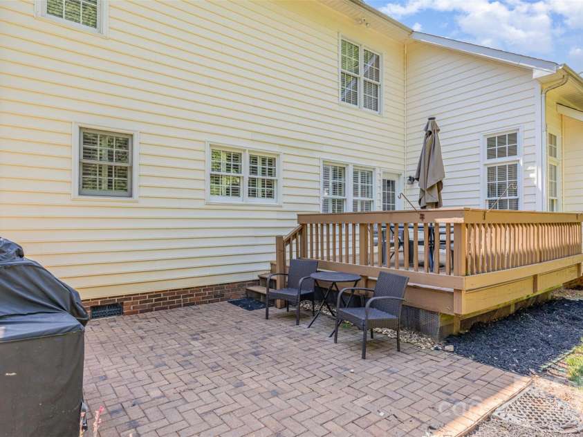 12403 Willingdon Road, Huntersville, NC 28078.  MLS# CAR4282800, YatesRealty ID 30504. 