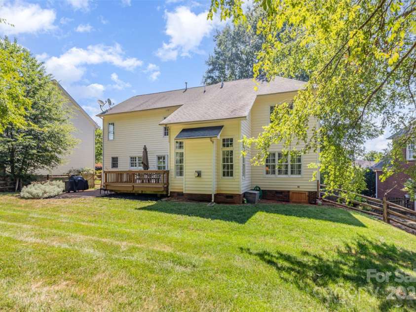12403 Willingdon Road, Huntersville, NC 28078.  MLS# CAR4282800, YatesRealty ID 30504. 