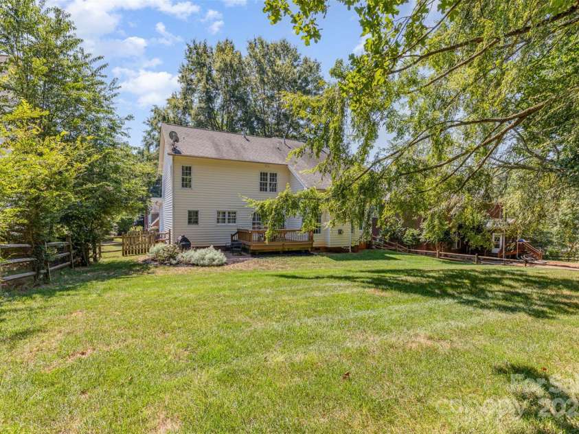 12403 Willingdon Road, Huntersville, NC 28078.  MLS# CAR4282800, YatesRealty ID 30504. 