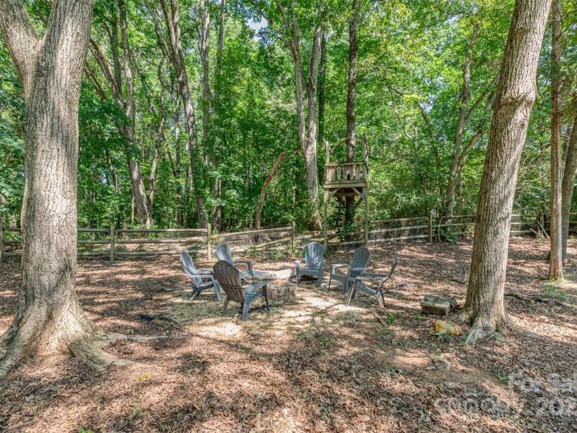 12403 Willingdon Road, Huntersville, NC 28078.  MLS# CAR4282800, YatesRealty ID 30504. 