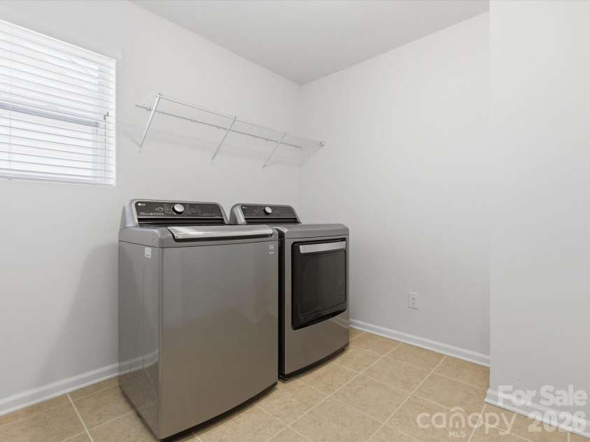 17033 Carolina Pine Row, Charlotte, NC 28278.  MLS# CAR4388329, YatesRealty ID 30504. 