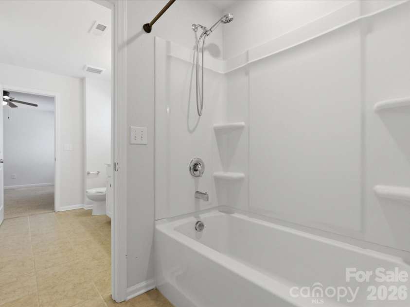 17033 Carolina Pine Row, Charlotte, NC 28278.  MLS# CAR4388329, YatesRealty ID 30504. 