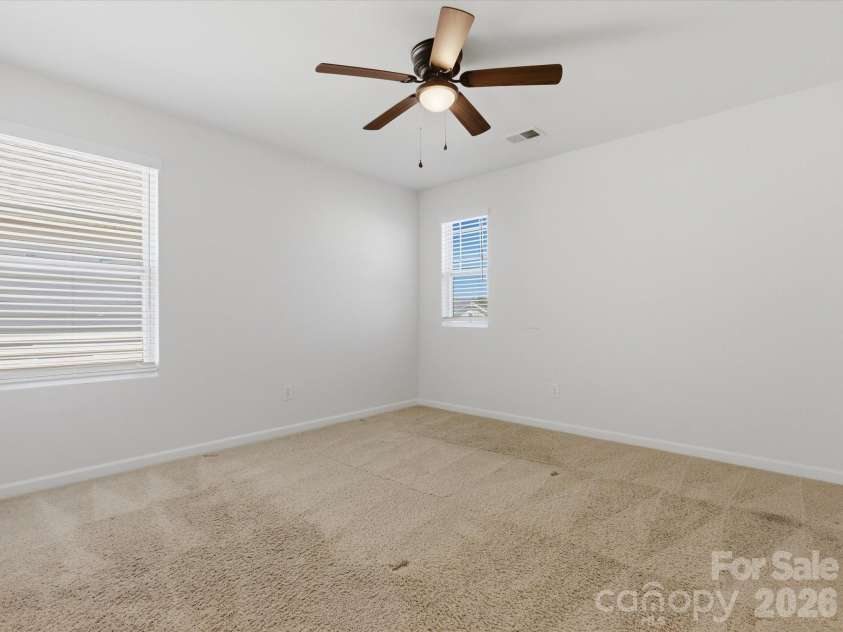 17033 Carolina Pine Row, Charlotte, NC 28278.  MLS# CAR4388329, YatesRealty ID 30504. 