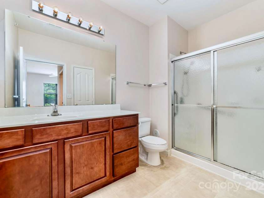 11829 Ridgeway Park Drive, Charlotte, NC 28277.  MLS# CAR4280682, YatesRealty ID 30505. 