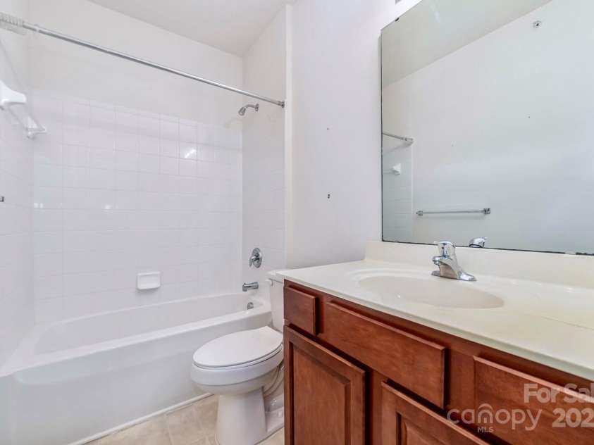 11829 Ridgeway Park Drive, Charlotte, NC 28277.  MLS# CAR4280682, YatesRealty ID 30505. 