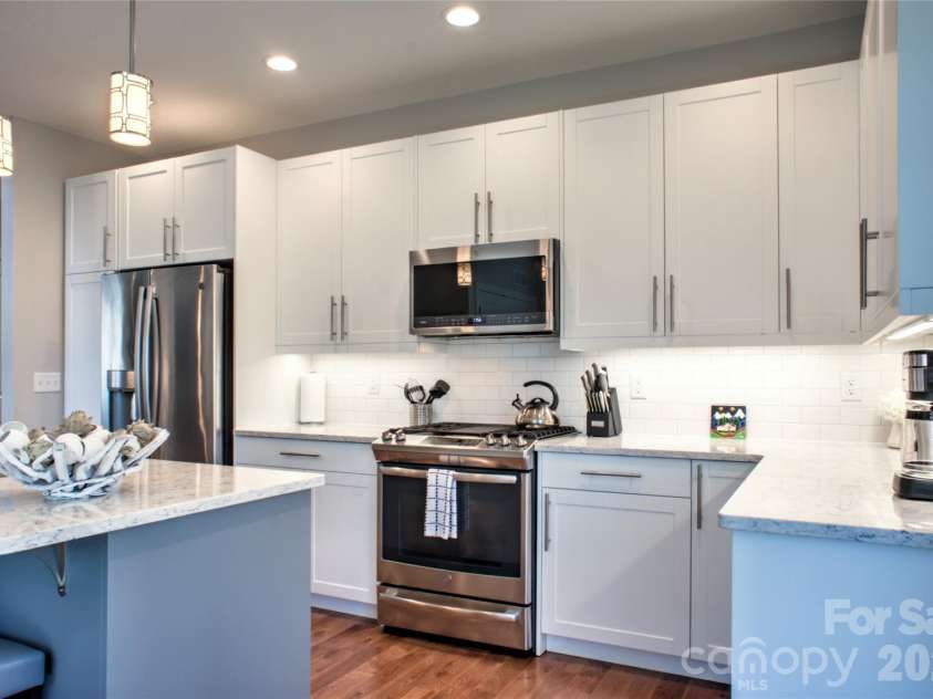 22 Water Pointe Way, Weaverville, NC 28787.  MLS# CAR4388539, YatesRealty ID 30505. 