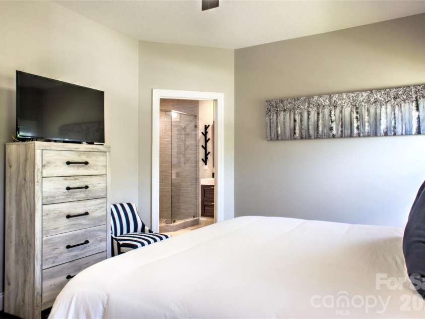22 Water Pointe Way, Weaverville, NC 28787.  MLS# CAR4388539, YatesRealty ID 30505. 