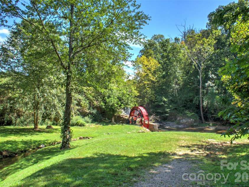 22 Water Pointe Way, Weaverville, NC 28787.  MLS# CAR4388539, YatesRealty ID 30505. Green grass makes you happy