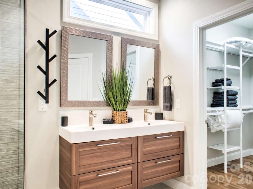 22 Water Pointe Way, Weaverville, NC 28787.  MLS# CAR4388539, YatesRealty ID 30505. Spa like primary bathroom