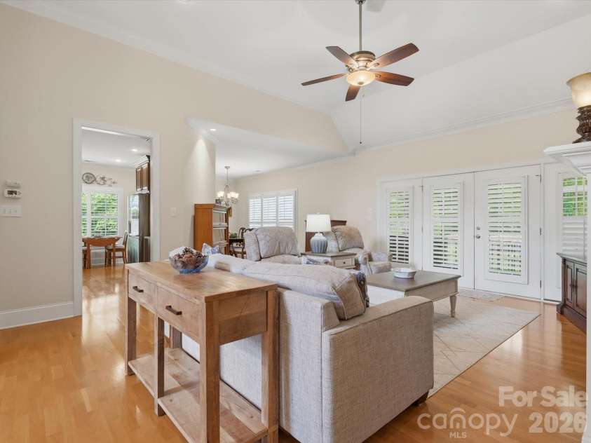 2106 Brookberry Lane, Gastonia, NC 28056.  MLS# CAR4389208, YatesRealty ID 30506. 