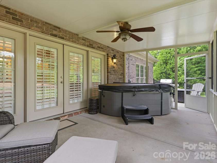 2106 Brookberry Lane, Gastonia, NC 28056.  MLS# CAR4389208, YatesRealty ID 30506. 