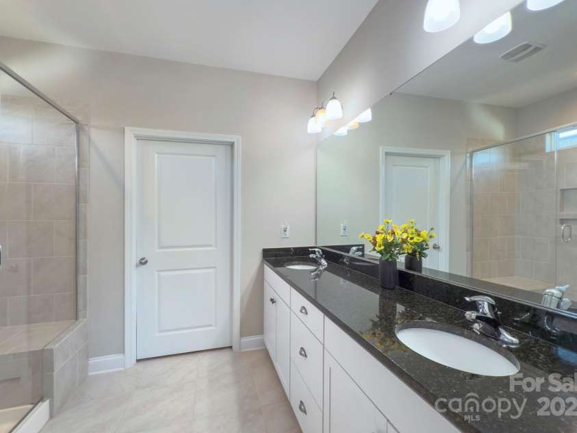 4333 Legacy Drive, Denver, NC 28037.  MLS# CAR4268766, YatesRealty ID 30506. Dual vanities