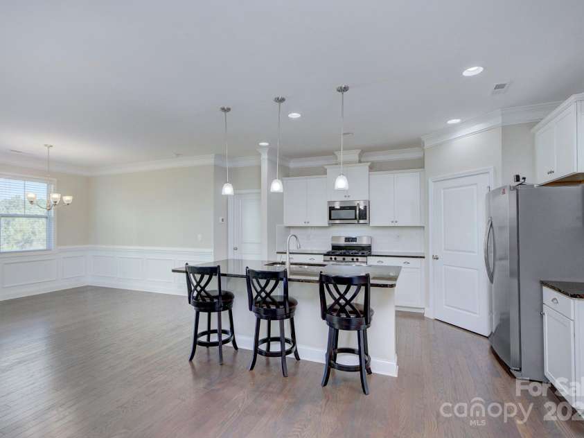 4333 Legacy Drive, Denver, NC 28037.  MLS# CAR4268766, YatesRealty ID 30506. Kitchen with island