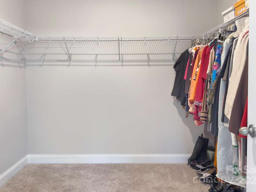 4333 Legacy Drive, Denver, NC 28037.  MLS# CAR4268766, YatesRealty ID 30506. Large primary closet