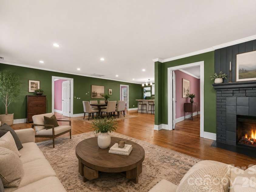 3001 Tuckaseegee Road, Charlotte, NC 28208.  MLS# CAR4367359, YatesRealty ID 30508. Virtual Staging