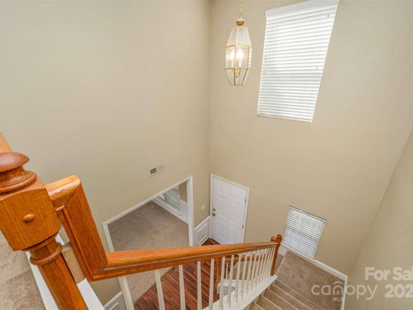 6720 Neuhoff Lane, Charlotte, NC 28269.  MLS# CAR4231880, YatesRealty ID 3051. 