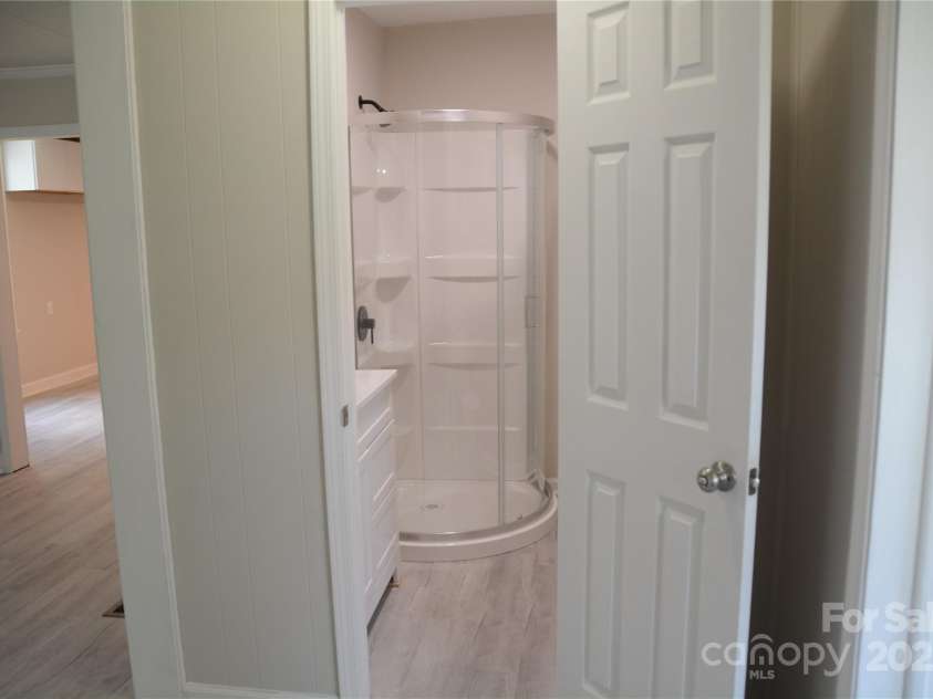 3327 York Street, Sharon, SC 29742.  MLS# CAR4286225, YatesRealty ID 30511. 