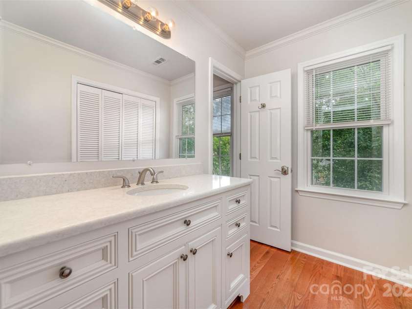 10606 Danesway Lane, Cornelius, NC 28031.  MLS# CAR4270112, YatesRealty ID 30512. 