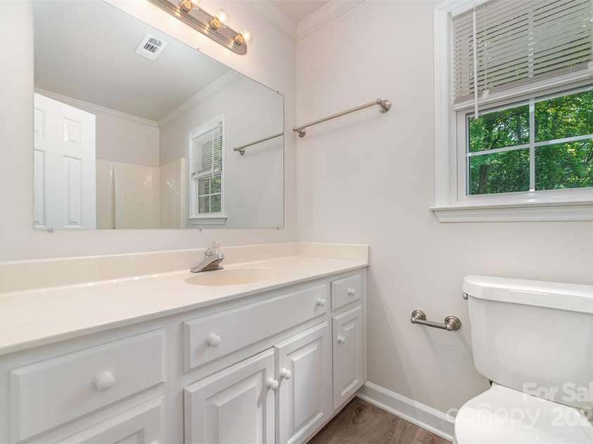 10606 Danesway Lane, Cornelius, NC 28031.  MLS# CAR4270112, YatesRealty ID 30512. 