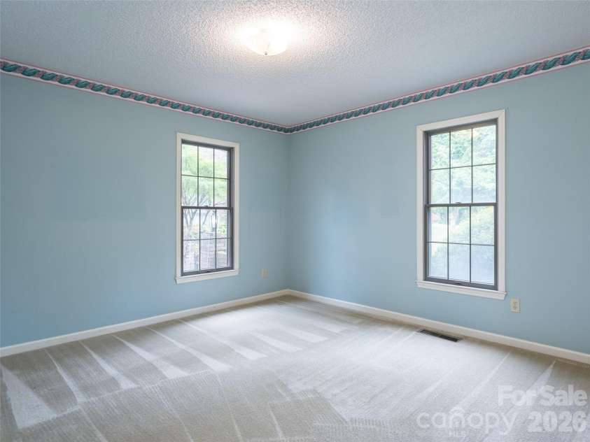 40 Applecross Road, Weaverville, NC 28787.  MLS# CAR4383217, YatesRealty ID 30515. A third bedroom