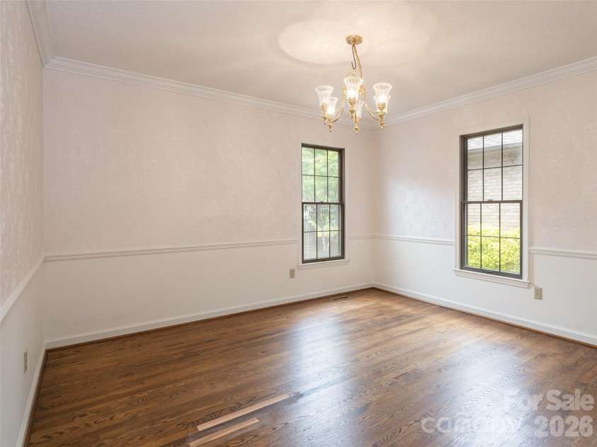 40 Applecross Road, Weaverville, NC 28787.  MLS# CAR4383217, YatesRealty ID 30515. Dining room