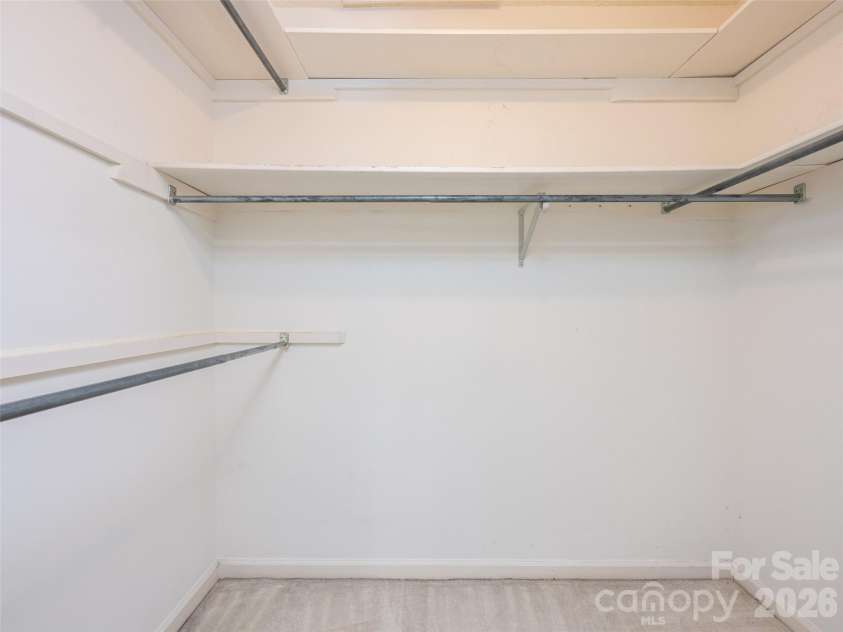 40 Applecross Road, Weaverville, NC 28787.  MLS# CAR4383217, YatesRealty ID 30515. Large closet