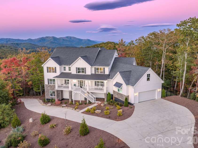 2488 Catawba Falls Parkway, Black Mountain, NC 28711.  MLS# CAR4388597, YatesRealty ID 30516. 
