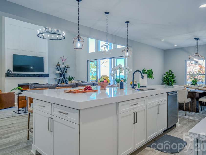 2488 Catawba Falls Parkway, Black Mountain, NC 28711.  MLS# CAR4388597, YatesRealty ID 30516. 
